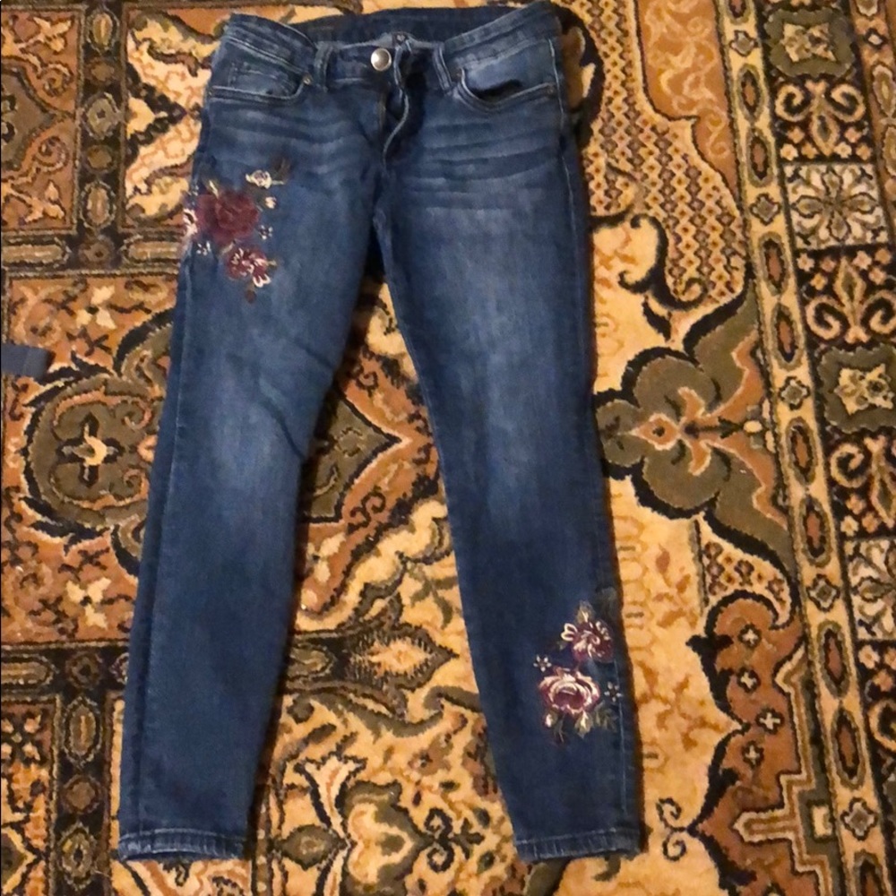 Kut From the Kloth Embroidered Ankle Skinny Jean